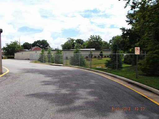 Self-Storage Facility «AAAA Self Storage & Moving», reviews and photos, 217 Harpersville Rd, Newport News, VA 23601, USA