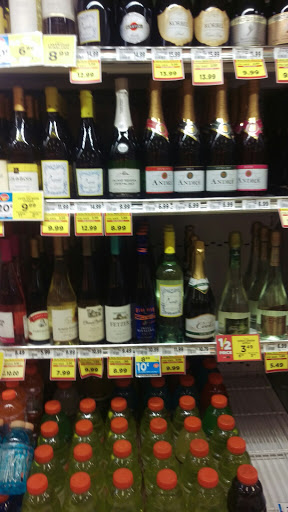 Supermarket «Winn-Dixie», reviews and photos, 1750 Sunshadow Dr #100, Casselberry, FL 32707, USA