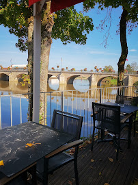 Atmosphère du Restaurant Brasserie des Bateliers à Gray - n°1