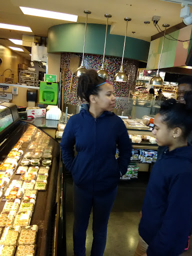 Grocery Store «The Fresh Grocer of Progress Plaza», reviews and photos, 1501 N Broad St, Philadelphia, PA 19122, USA