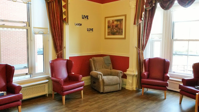 Reviews of The Poplars Nursing Home in Stoke-on-Trent - Retirement home