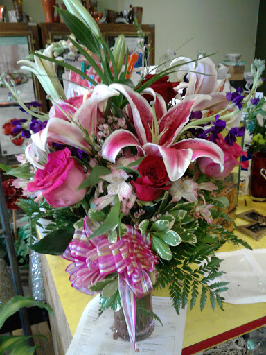 Florist «Bella Blooms Florist», reviews and photos, 6521 AL-69, Tuscaloosa, AL 35405, USA