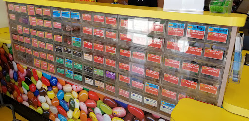 Shopping Mall «Gilroy Premium Outlets», reviews and photos, 681 Leavesley Rd, Gilroy, CA 95020, USA