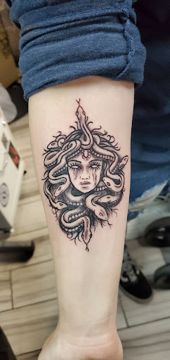 Tattoo Shop «Diversity Tattoo», reviews and photos, 4401 N Rancho Dr, Las Vegas, NV 89130, USA