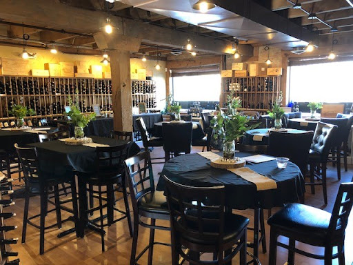 Wine Store «The Wine Exchange», reviews and photos, 1 Illinois St # 120, St Charles, IL 60174, USA