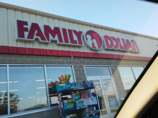 Dollar Store «FAMILY DOLLAR», reviews and photos, 717 E Main St, Fennville, MI 49408, USA