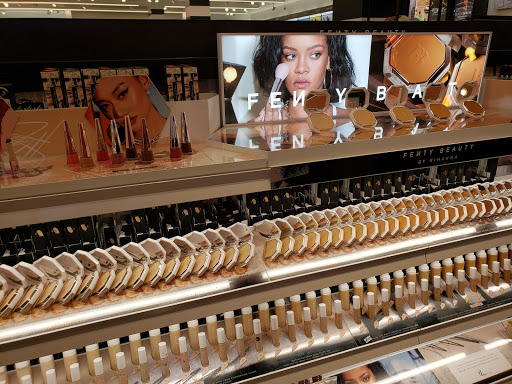 Cosmetics Store «SEPHORA inside JCPenney», reviews and photos, 3 Woodfield Mall, Schaumburg, IL 60173, USA