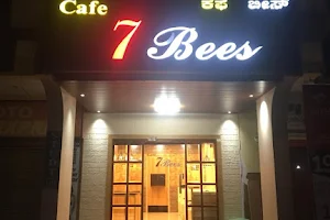 Cafe 7 Bees image