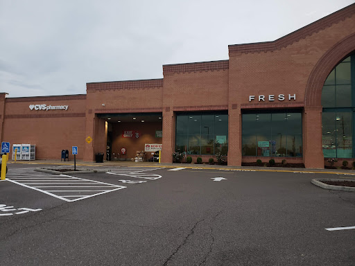 Grocery Store «Schnucks», reviews and photos, 9540 Watson Rd, St Louis, MO 63126, USA