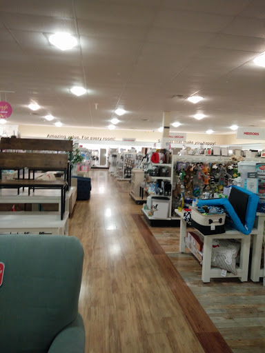 Department Store «HomeGoods», reviews and photos, 1444 E Golf Rd, Schaumburg, IL 60173, USA