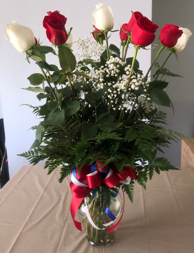 Florist «Roses Just Because/Hub Florist Of Lutz», reviews and photos, 18721 N Dale Mabry Hwy, Lutz, FL 33548, USA