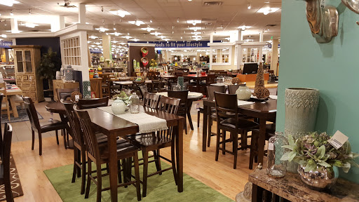 Furniture Store «Nebraska Furniture Mart», reviews and photos, 700 S 72nd St, Omaha, NE 68114, USA