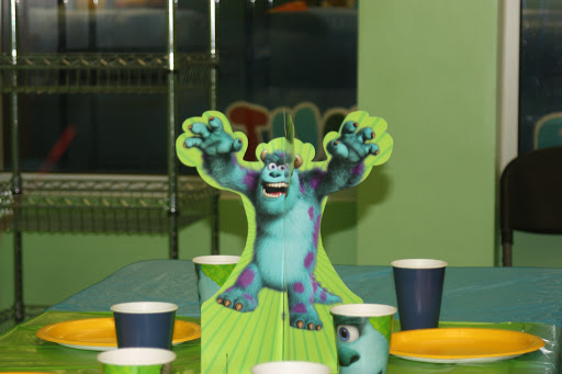 Amusement Center «Jump A Roos- Indoor Inflatable Play & Party Center», reviews and photos, 20505 South Dixie Highway, Miami, FL 33189, USA