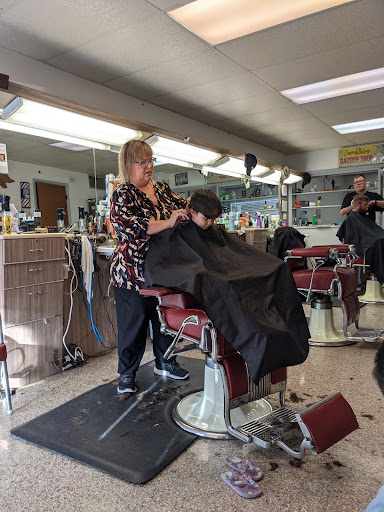 Barber Shop «Conway Village Barber Shop», reviews and photos, 3601 S Conway Rd, Orlando, FL 32812, USA