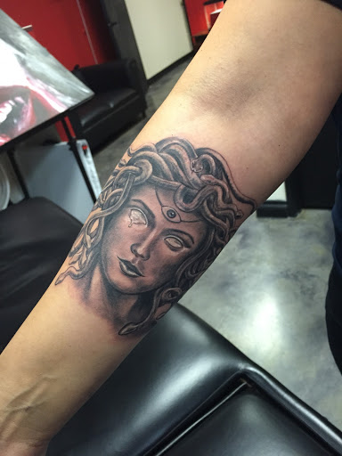 Explore pisces tattoo ideas for woman, creative tattoo ideas in Garden Grove, available at Dr. Tattoo Studio