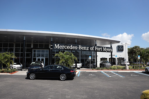 Mercedes-Benz of Fort Myers, 15461 S Tamiami Trail, Fort Myers, FL 33908, USA, 