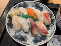 勢寿し・焼鳥せん羽