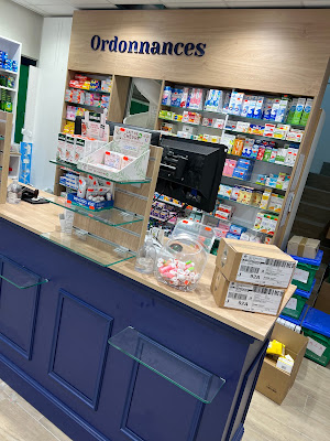 Pharmacie des Champs aux Melles à Nanterre