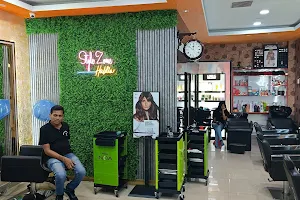 Style zone Haldia, hair and beauty family salon image