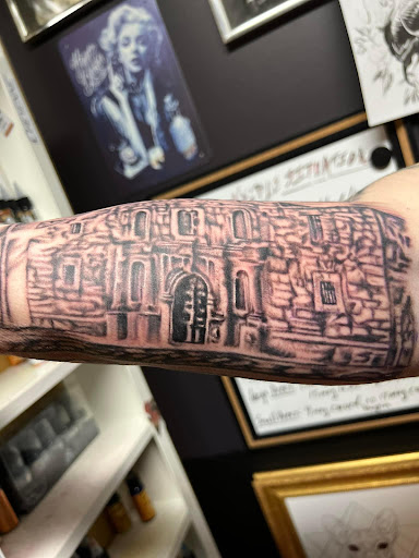 Explore straight edge tattoo ideas, creative tattoo ideas in Warner Robins, available at Untold Pain Tattoo Studio