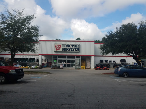 Home Improvement Store «Tractor Supply Co.», reviews and photos, 2300 N Woodland Blvd, DeLand, FL 32720, USA