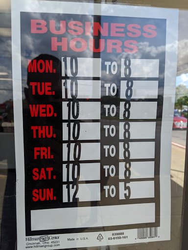 Shoe Store «Shoe Show», reviews and photos, 3551 Belmont Ave #5a, Youngstown, OH 44505, USA