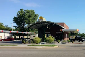 Sonic Drive-In image