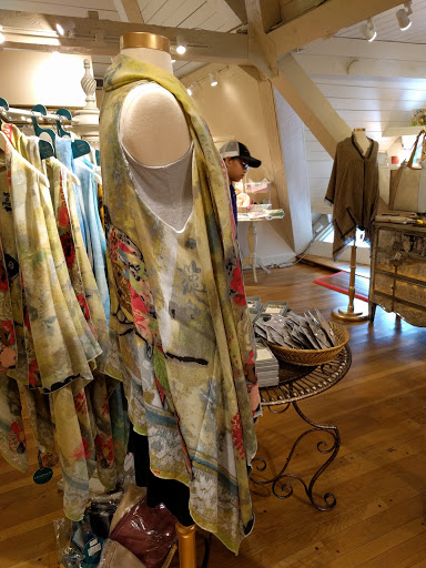 Gift Shop «Gate House Gift Shop», reviews and photos, Biltmore Estate Dr, Asheville, NC 28803, USA