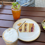 Photo n°1 de l'avis de Yuppi. fait le 07/07/2023 à 14:14 sur le  LOKAL Potsdam à Potsdam