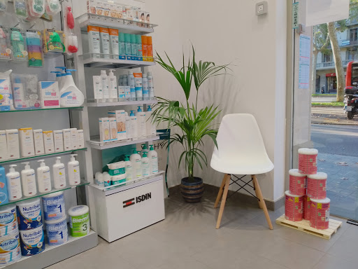 Información y opiniones sobre Farmàcia Condal – ___- Pharmacy – __ – Apotheke -__ de Barcelona