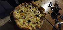 Pizza du Pizzeria Dell'Acqua à Champs-sur-Tarentaine-Marchal - n°16