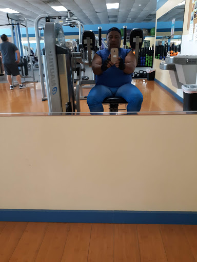 Shopping Mall «The Pointes Shopping Center», reviews and photos, 1040 E Sternberg Rd, Norton Shores, MI 49441, USA