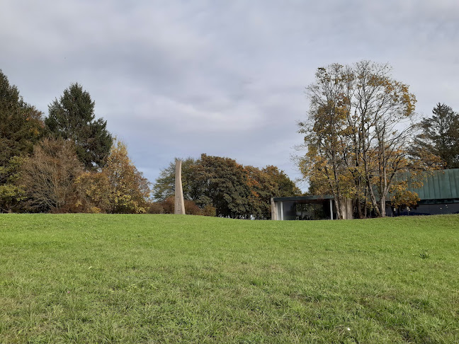Kommentare und Rezensionen über Friedhof Zürich Schwandenholz