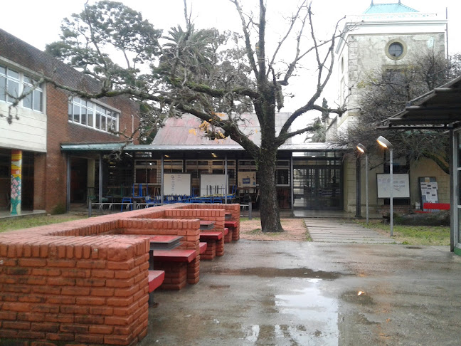 Liceo N° 9 "Eduardo Acevedo" - Escuela