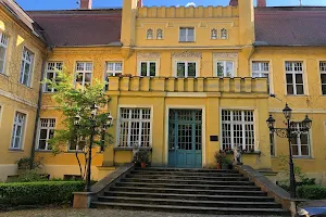 Schloss Wartin image