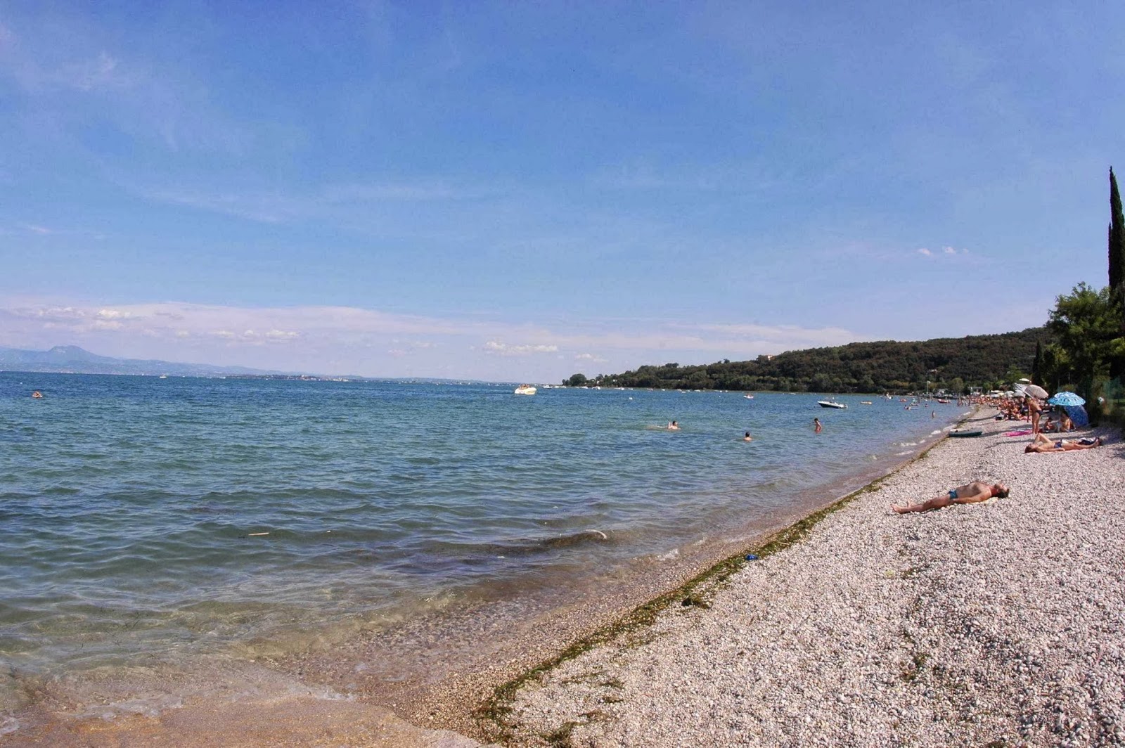 Photo of Padenghe Beach with gray fine pebble surface