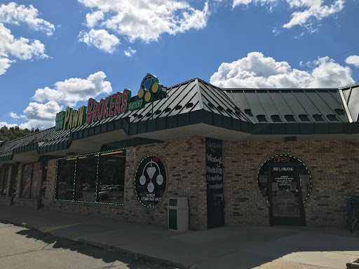 Wizebuys PawnBrokers Outlet, 2928 E Highland Rd, Highland Charter Twp, MI 48356, USA, 