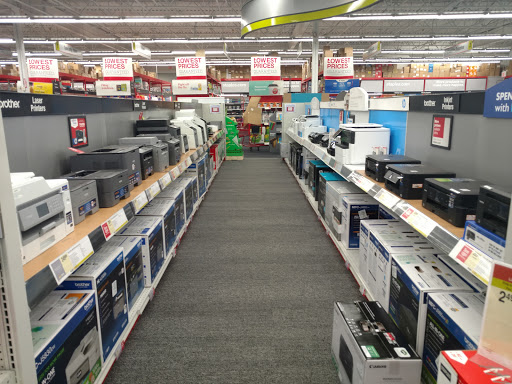 Office Supply Store «Staples», reviews and photos, 1410 Northern Blvd, Manhasset, NY 11030, USA