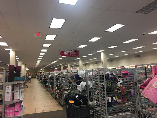 Clothing Store «Burlington Coat Factory», reviews and photos, 74 Broad St, Stamford, CT 06901, USA