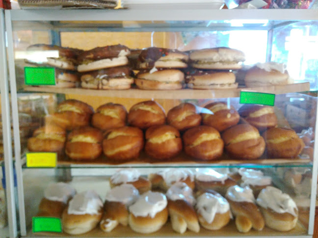 Opiniones de Pasteleria Panaderia Fanny en Tomé - Tienda de ultramarinos