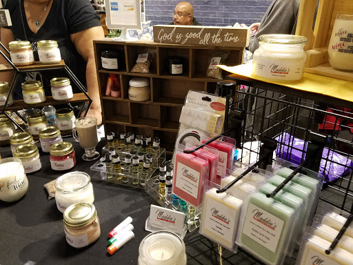 Furniture Store «Art Van Furniture - Taylor», reviews and photos, 22035 Eureka Rd, Taylor, MI 48180, USA