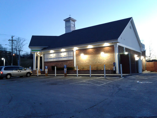 Cumberland Farms, 38 Berlin Rd, Cromwell, CT 06416, USA, 