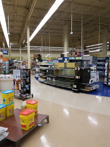 Pet Supply Store «Petco Animal Supplies», reviews and photos, 6416 Carlisle Pike #300, Mechanicsburg, PA 17050, USA