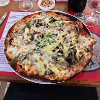 Pizza du Pizzeria Le Petit Carnot à Valbonne - n°17