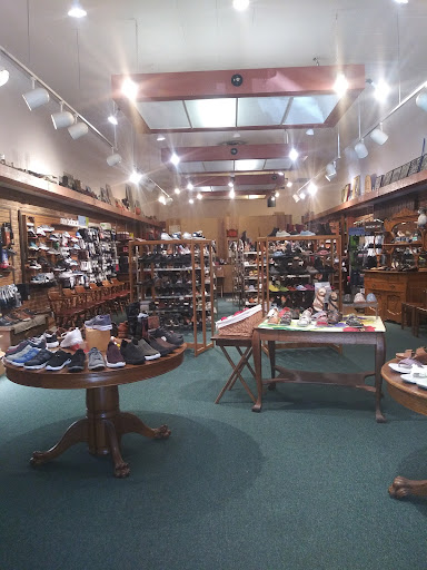 Shoe Store «Shoe Hutch», reviews and photos, 251 SW Madison Ave, Corvallis, OR 97333, USA