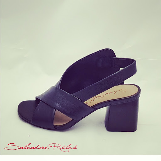 Shoe Store «DSW Designer Shoe Warehouse», reviews and photos, 3411 W Frye Rd, Chandler, AZ 85226, USA