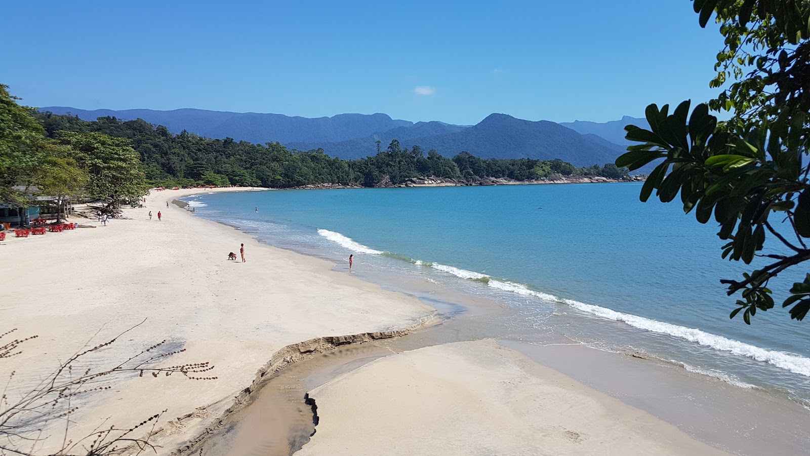 Valokuva Praia da Cacandocaista. pinnalla beige iekka:n kanssa
