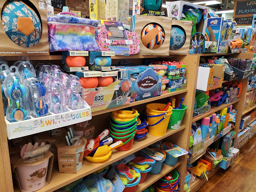 Toy Store «Ali Cat», reviews and photos, 200 N Greensboro St, Carrboro, NC 27510, USA
