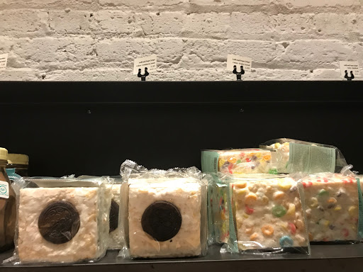 Gourmet Grocery Store «The Market by Foxtrot», reviews and photos, 1019 W Lake St, Chicago, IL 60654, USA