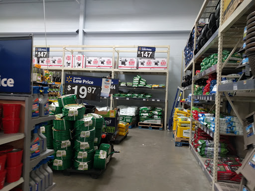 Department Store «Walmart Supercenter», reviews and photos, 300 Iowa Speedway Dr, Newton, IA 50208, USA